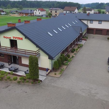 Zajazd Tytan Kochanowice Экстерьер фото