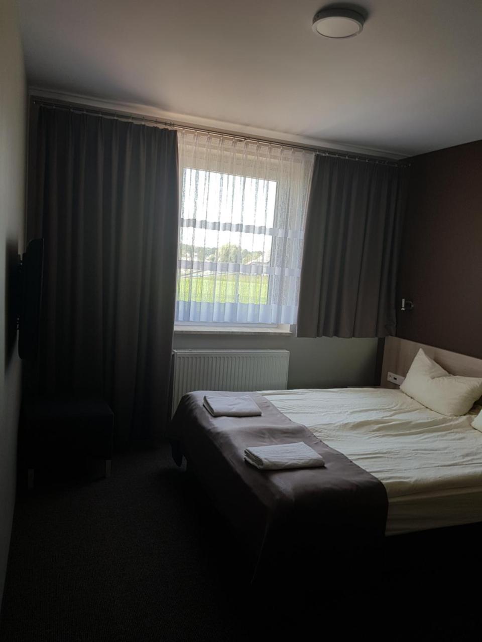 Zajazd Tytan Kochanowice Экстерьер фото