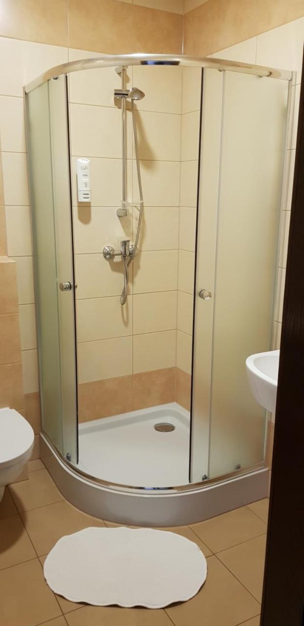 Zajazd Tytan Kochanowice Экстерьер фото